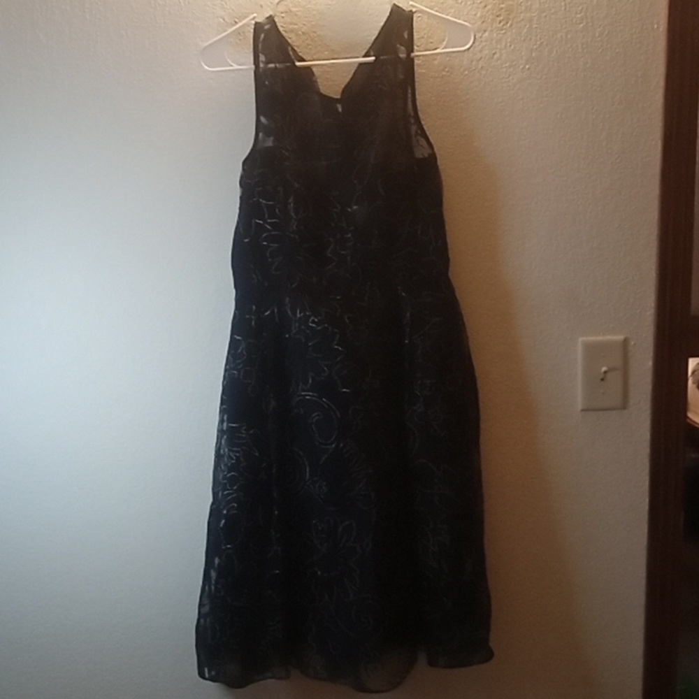 Whitehouse Black Market Sleeveless Black Knee High Dress